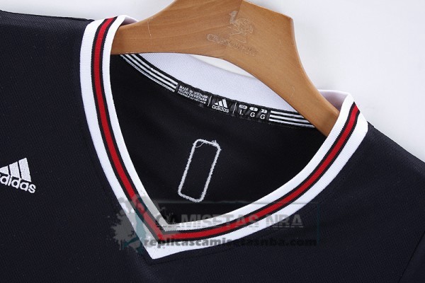 Camiseta Manga Corta Bulls Rose Negro
